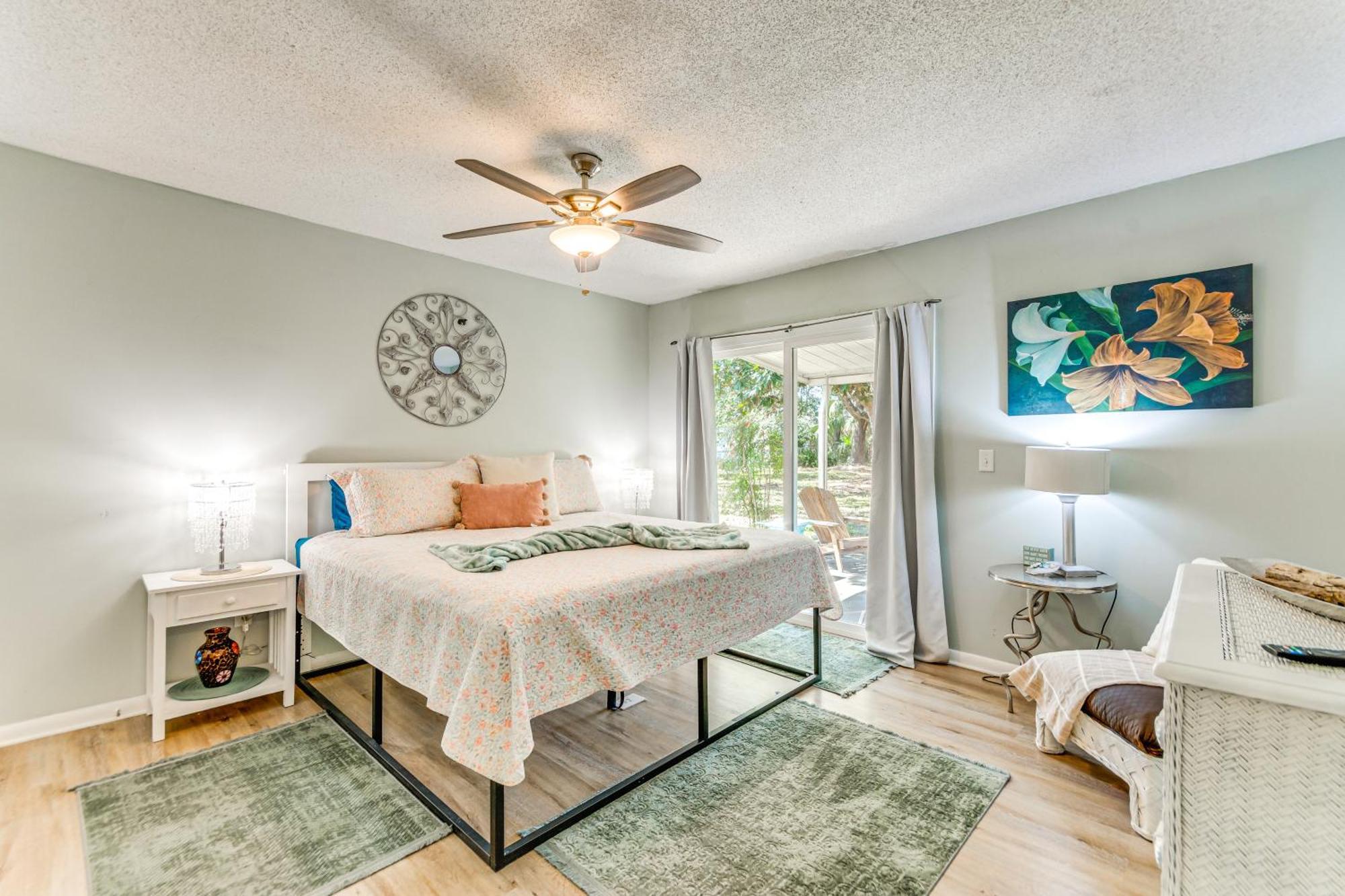 Fort Walton Coastal Retreat With Yard Walk To Beach Fort Walton Beach Kültér fotó
