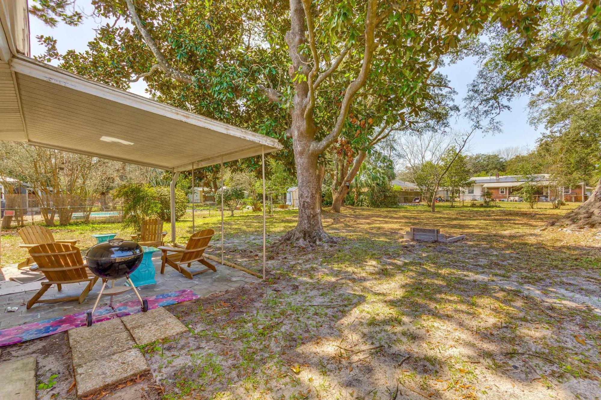 Fort Walton Coastal Retreat With Yard Walk To Beach Fort Walton Beach Kültér fotó